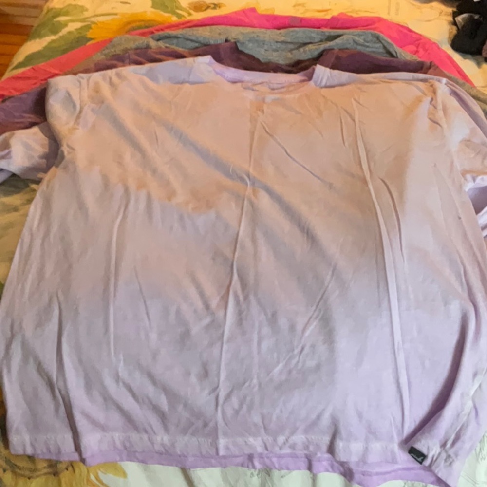 Lot of 4 Pink long sleeve tees size medium